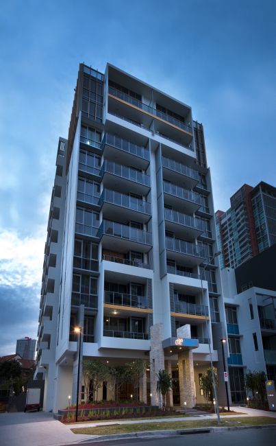 Meriton Suites Southport - Perth Resorts 0