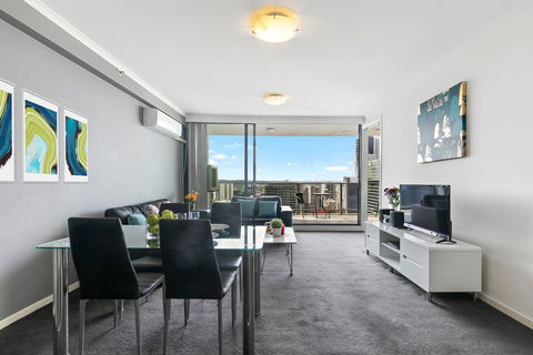 Astra Apartments Parramatta - Perth Resorts 12