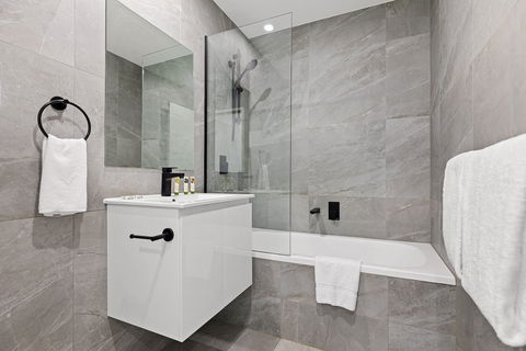 Astra Apartments Parramatta - Skyrise - Perth Resorts 11