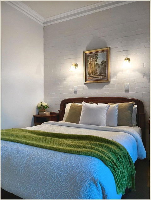 Victoria House Motor Inn - Perth Resorts 3