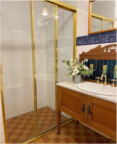 Victoria House Motor Inn - Perth Resorts 4