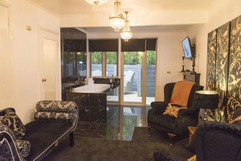 Adeline Bed & Breakfast - Perth Resorts 7