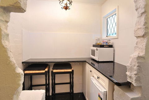 Adeline Bed & Breakfast - Perth Resorts 12