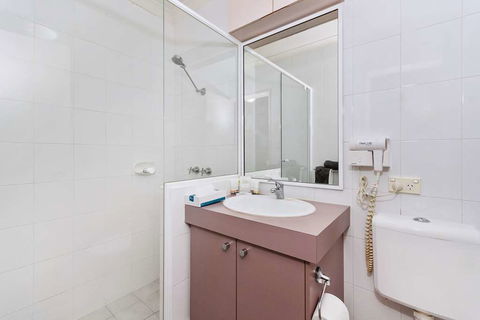 Quality Hotel Bayswater - Perth Resorts 7