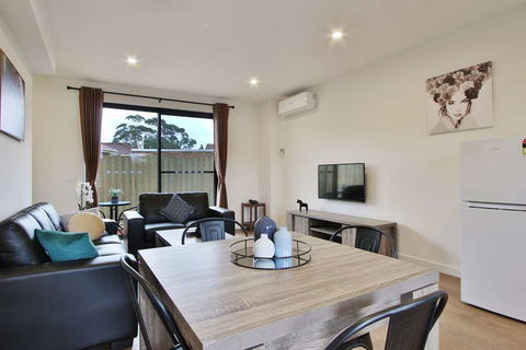 Quality Apartments Dandenong - Accommodation Perth 5