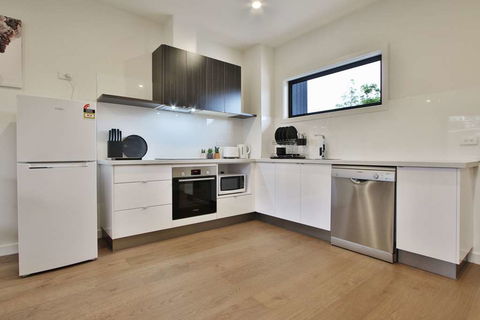 Quality Apartments Dandenong - Accommodation Perth 6
