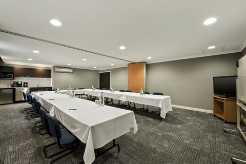 Quest Dandenong - Perth Resorts 14