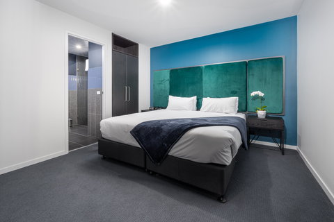 Oros Plus Hotel - Accommodation Perth 7