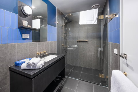 Oros Plus Hotel - Accommodation Perth 10