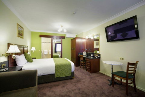 Albury Georgian - Perth Resorts 3