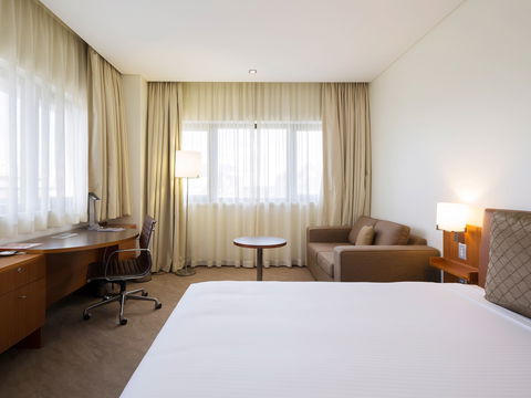 Novotel Canberra - Accommodation Perth 4