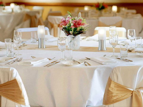 Novotel Canberra - Accommodation Perth 6