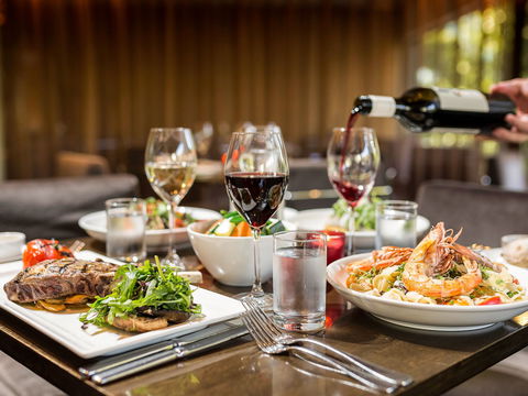 Novotel Canberra - Accommodation Perth 9