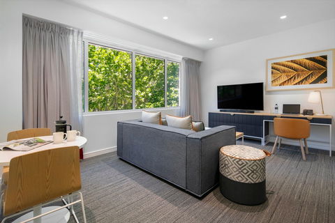 Quest Canberra City Walk - Perth Resorts 7