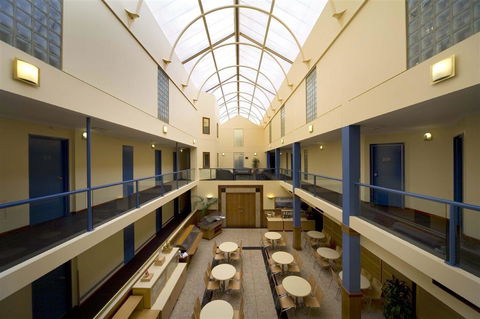 Capital Executive Apt Hotel Canberra - Perth Resorts 1