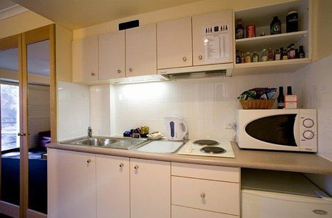 Capital Executive Apt Hotel Canberra - Perth Resorts 9