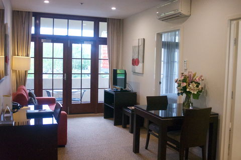 Quest Canberra - Perth Resorts 6
