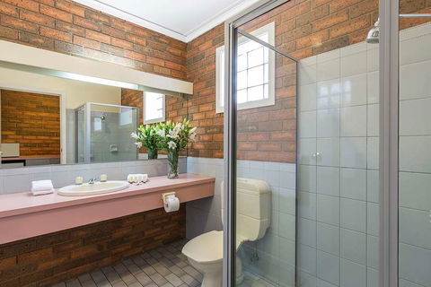 Best Western Cathedral Motor Inn - Accommodation Perth 10