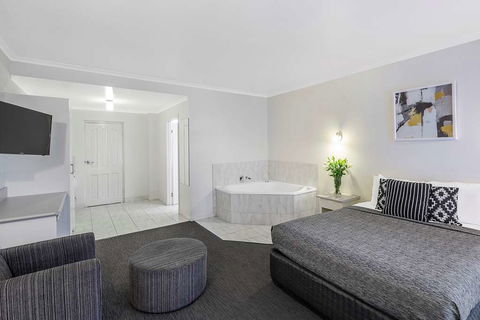 Best Western Cathedral Motor Inn - Accommodation Perth 12