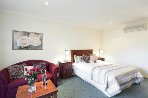 Best Western Crystal Inn - Accommodation Perth 0