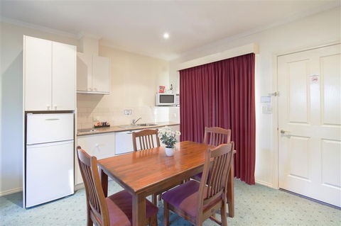 Best Western Crystal Inn - Accommodation Perth 8