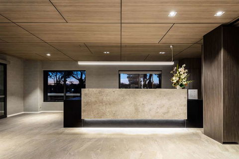 Quality Hotel Lakeside - Perth Resorts 3