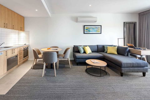 Quality Hotel Lakeside - Perth Resorts 14