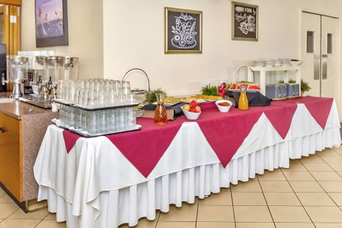 Comfort Inn & Suites Goodearth - Accommodation Perth 9