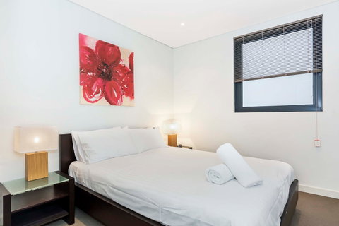 Astra Apartments Perth - Accommodation Perth 11