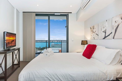 Astra Apartments Perth - Accommodation Perth 12