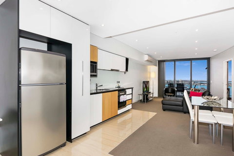 Astra Apartments Perth - Accommodation Perth 17