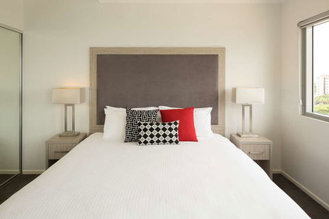 H On Smith Hotel - Perth Resorts 6