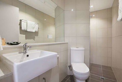 Ramada Suites Zen Quarter Darwin - Perth Resorts 3