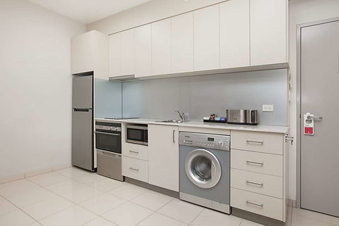 Ramada Suites Zen Quarter Darwin - Perth Resorts 5