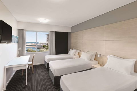 Vibe Hotel Darwin Waterfront - Perth Resorts 6