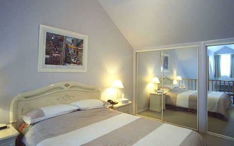 Best Western Plus The Tudor-Box Hill - Accommodation Perth 5