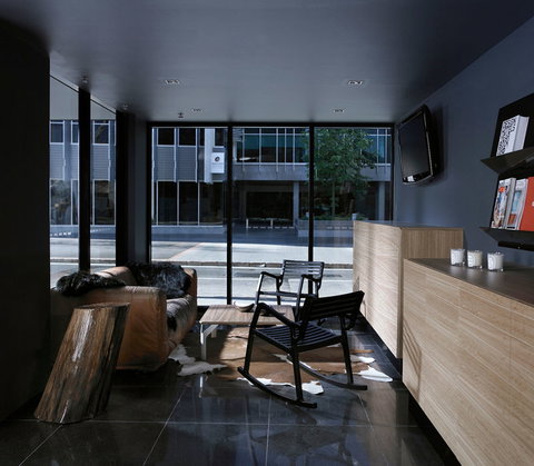 Limes Hotel - Accommodation Perth 1