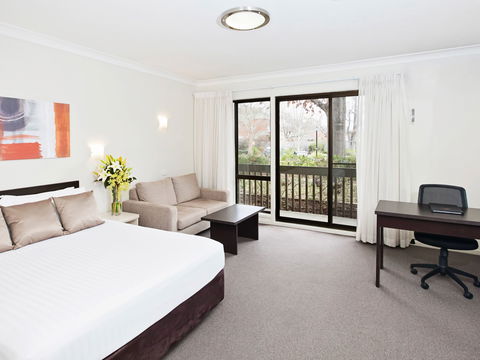 Ibis Styles Canberra Tall Trees - Accommodation Perth 0