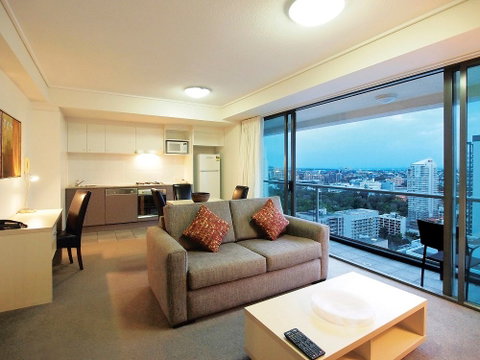 Oaks Felix - Accommodation Perth 1