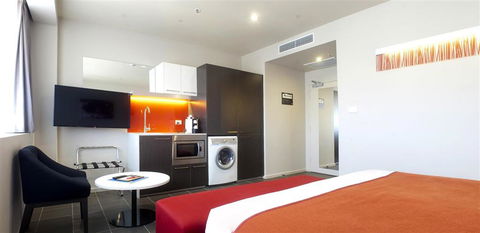 Abode Woden - Perth Resorts 2