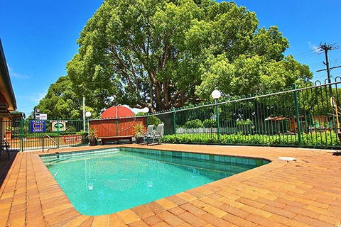 Garden City Motor Inn - Accommodation Perth 1