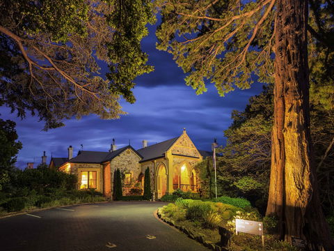 Mount Lofty House - Accommodation Perth 0
