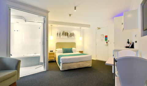 Atlantic Tower Motor Inn - Perth Resorts 2