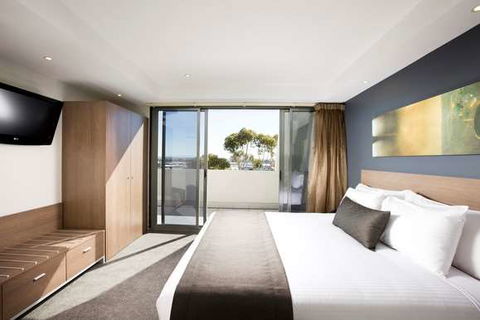 Mantra Tullamarine Hotel - Perth Resorts 1