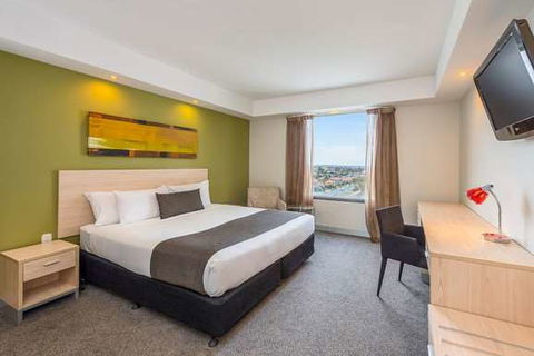 Mantra Tullamarine Hotel - Perth Resorts 2