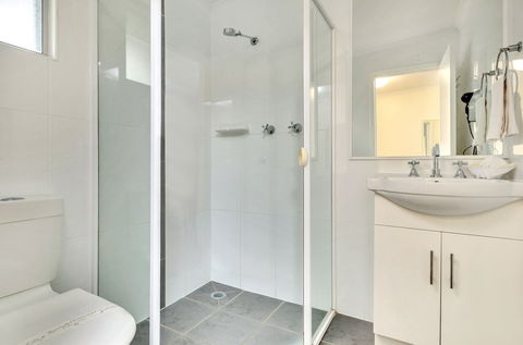 Jackie Howe Motel - Accommodation Perth 2