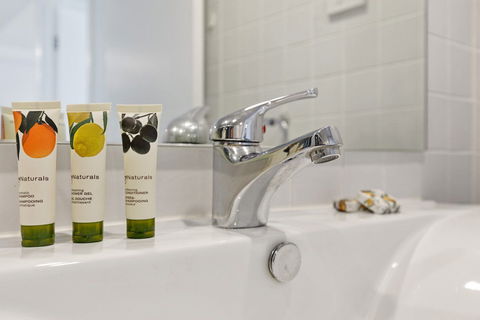 Astra Apartments Parramatta - Perth Resorts 1