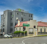 Holiday Inn Stes Parramatta Mar - Perth Resorts