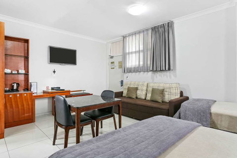 Comfort Inn & Suites Burwood - Perth Resorts 7