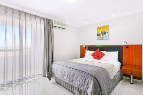 Comfort Inn & Suites Burwood - Perth Resorts 11